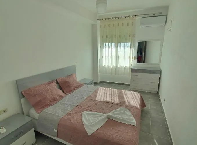 Gray 아파트 Vlorë